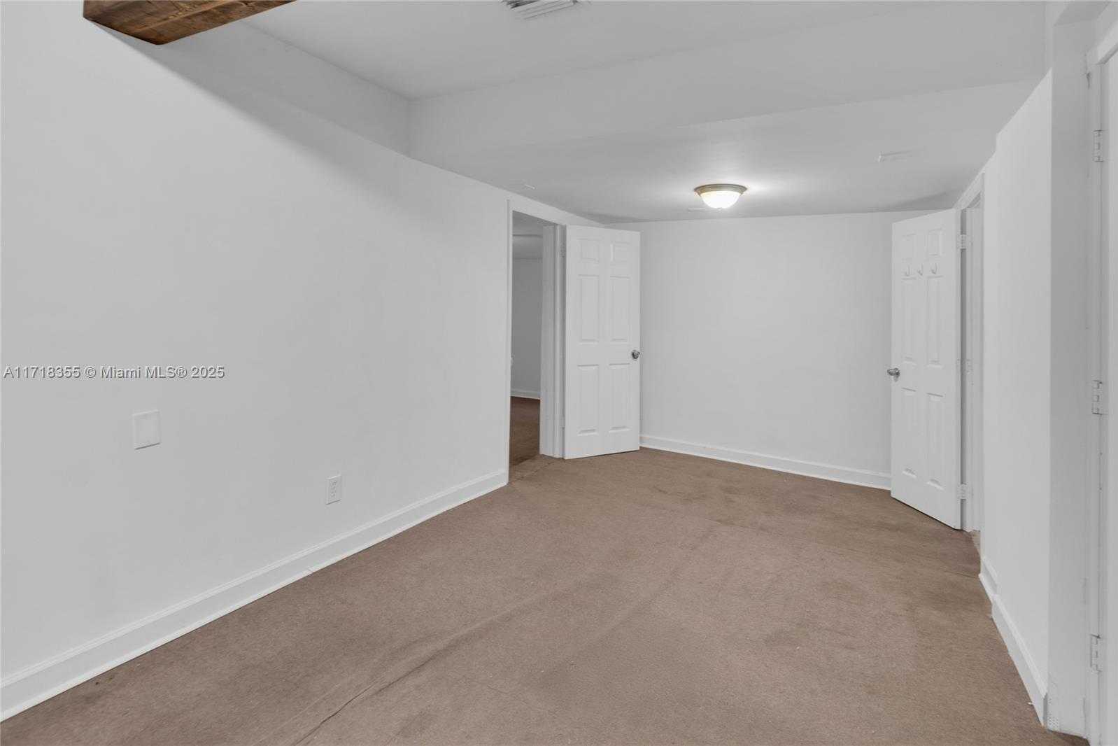 Small Image of 649 NORTH WEST 24TH AVE, Fort Lauderdale Number 33
