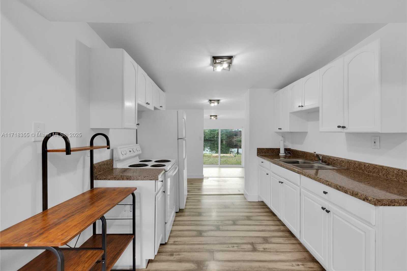 Small Image of 649 NORTH WEST 24TH AVE, Fort Lauderdale Number 48