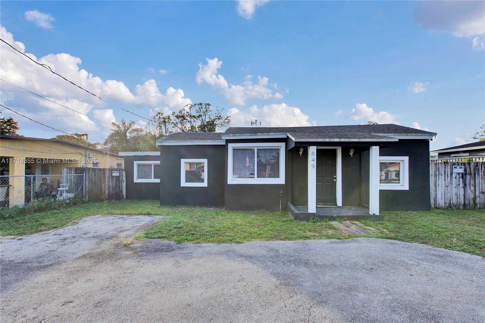 Small Image of 649 NORTH WEST 24TH AVE, Fort Lauderdale Number 9