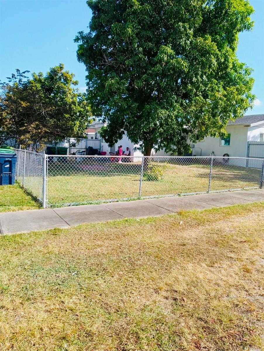 Small Image of 15321 SOUTH WEST 308TH ST, Homestead Number 14