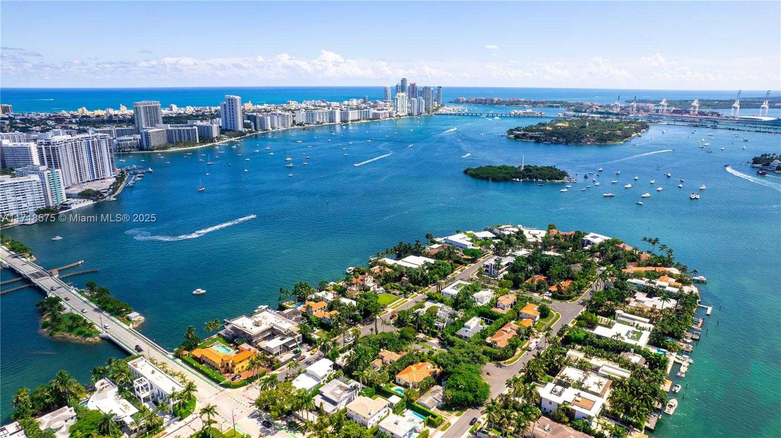 Small Image of 200 EAST RIVO ALTO DR, Miami Beach Number 15