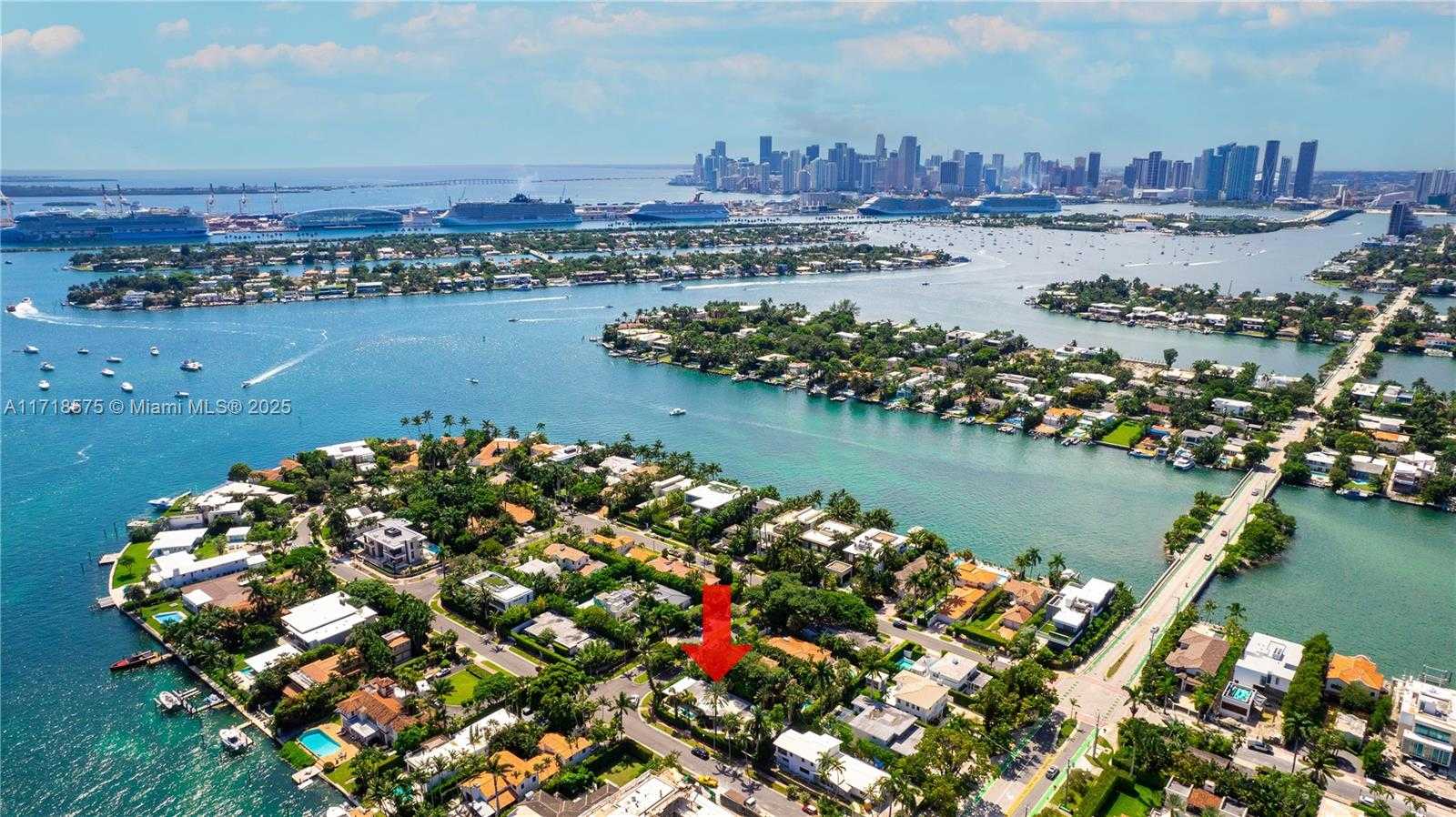 Small Image of 200 EAST RIVO ALTO DR, Miami Beach Number 16
