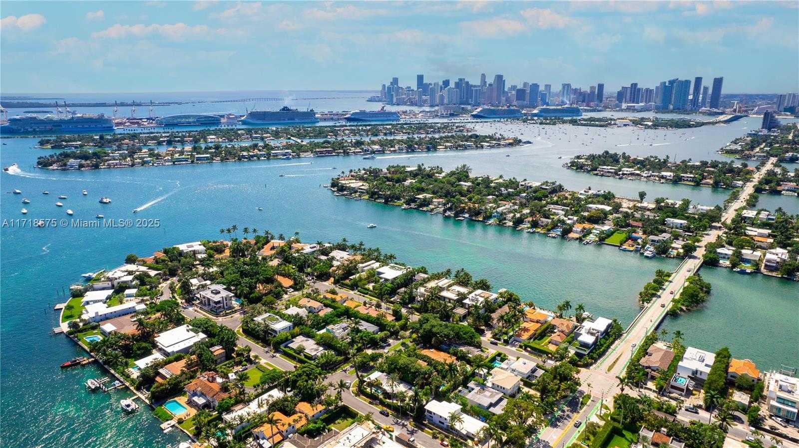 Small Image of 200 EAST RIVO ALTO DR, Miami Beach Number 17