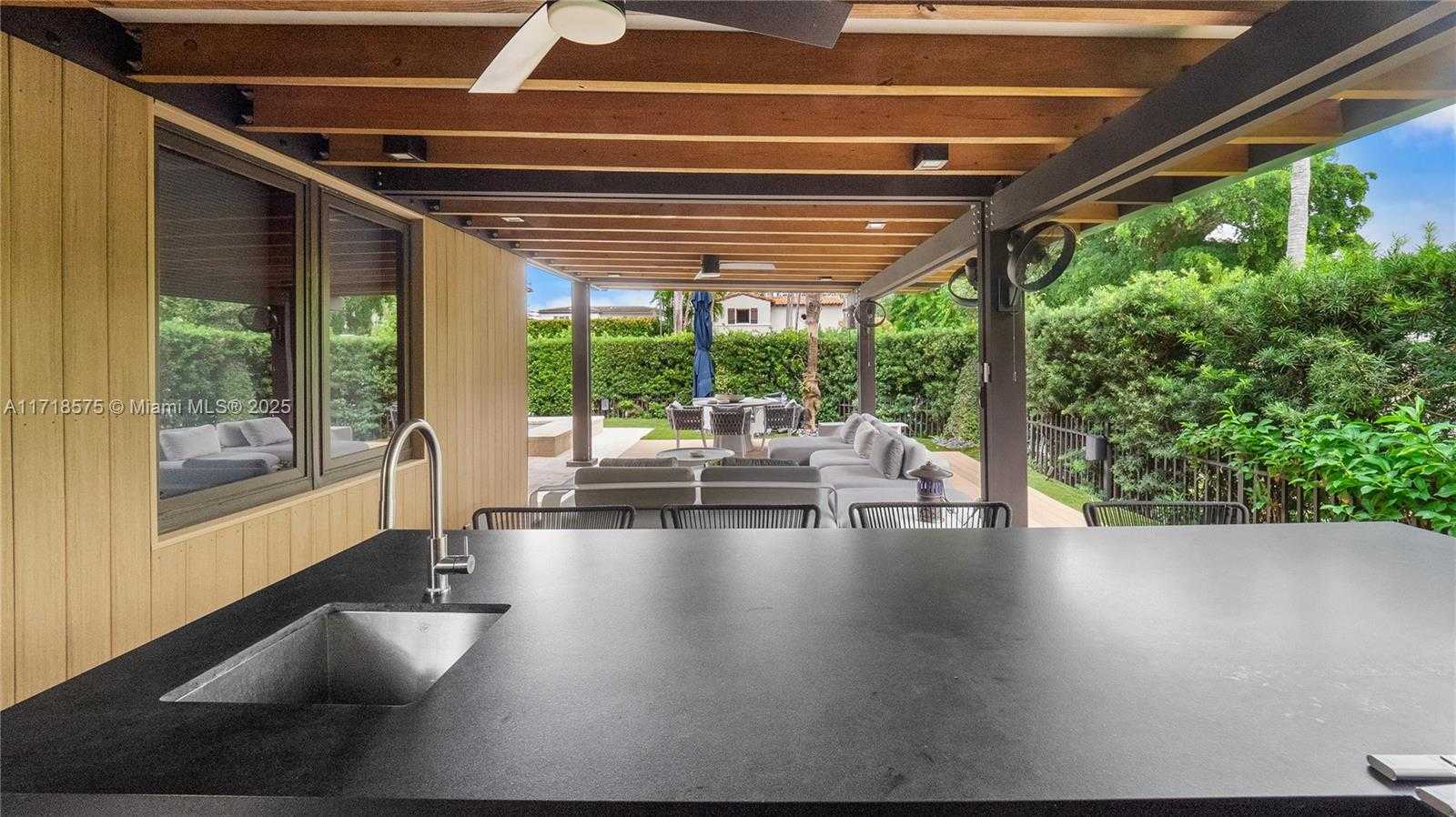 Small Image of 200 EAST RIVO ALTO DR, Miami Beach Number 41