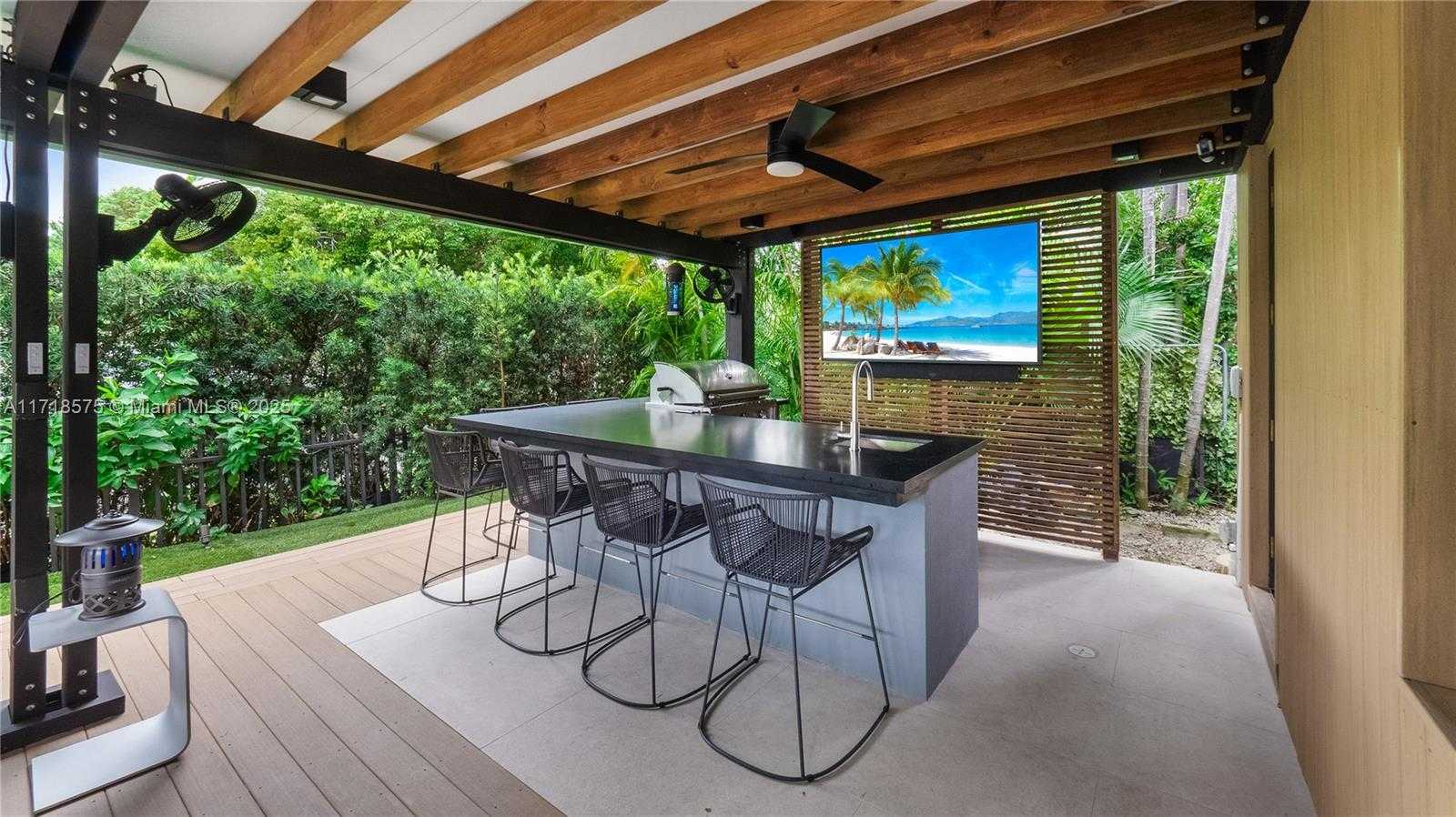 Small Image of 200 EAST RIVO ALTO DR, Miami Beach Number 42