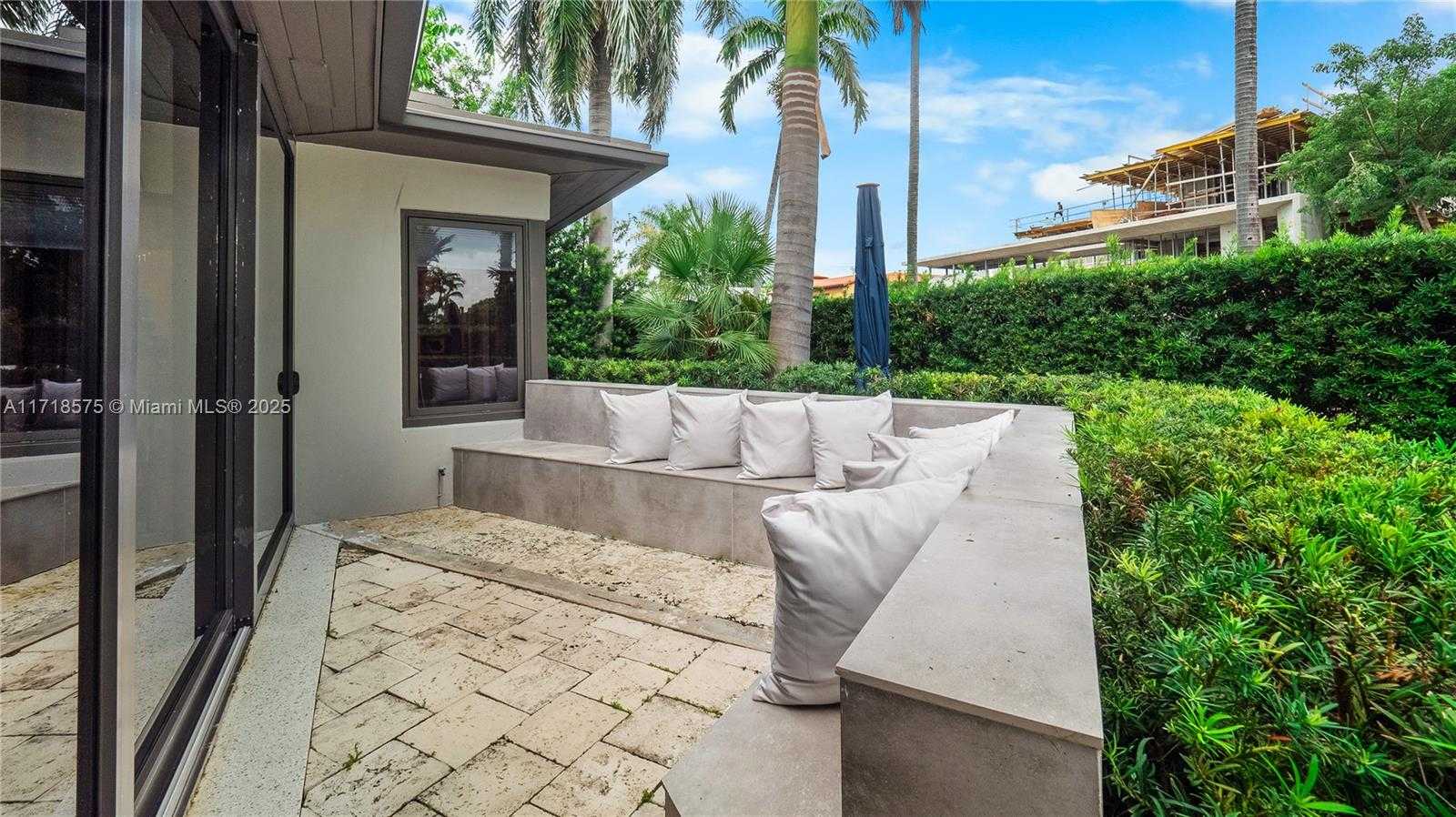 Small Image of 200 EAST RIVO ALTO DR, Miami Beach Number 46