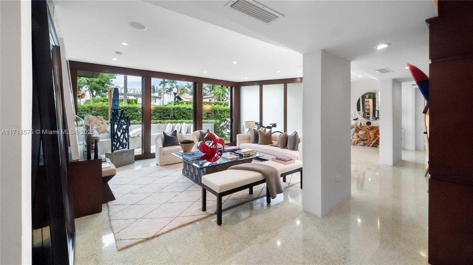 Small Image of 200 EAST RIVO ALTO DR, Miami Beach Number 54