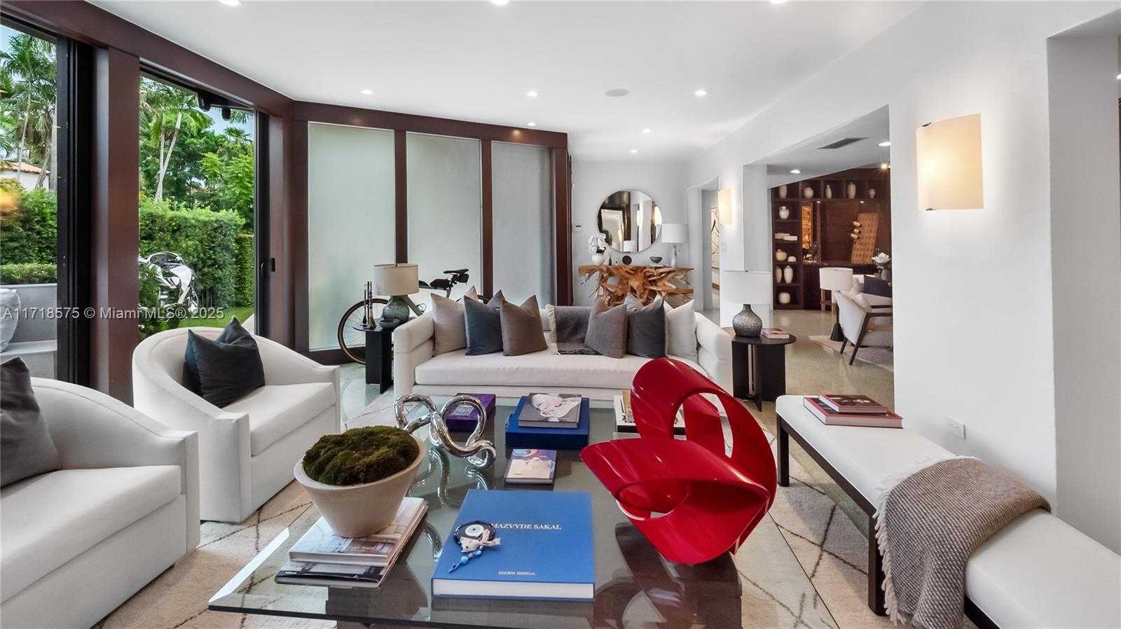 Small Image of 200 EAST RIVO ALTO DR, Miami Beach Number 55