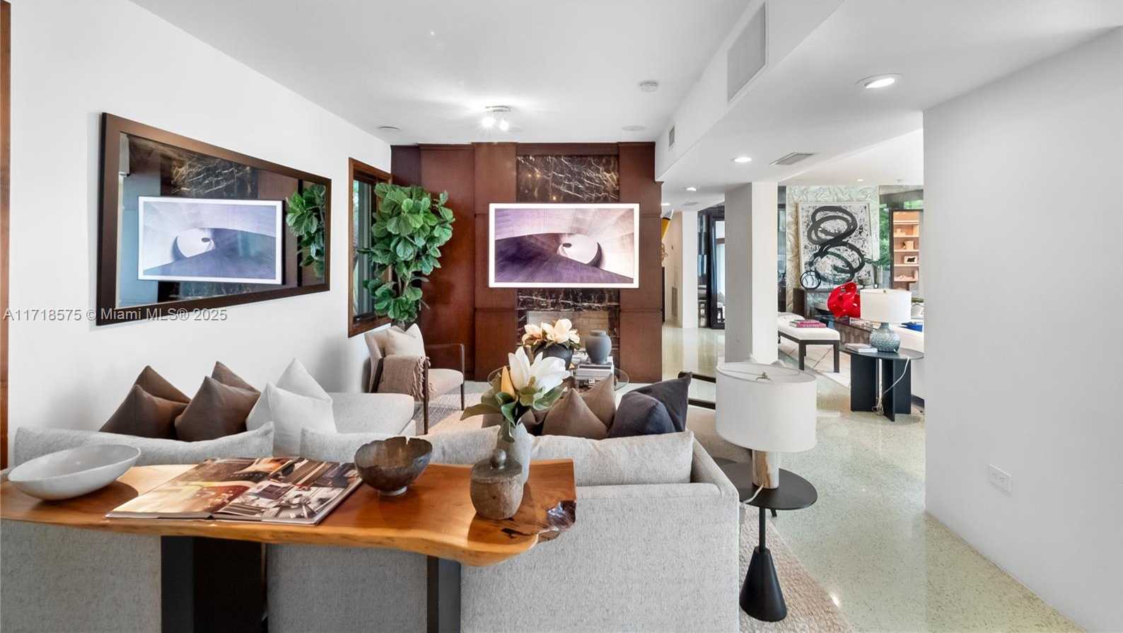 Small Image of 200 EAST RIVO ALTO DR, Miami Beach Number 61