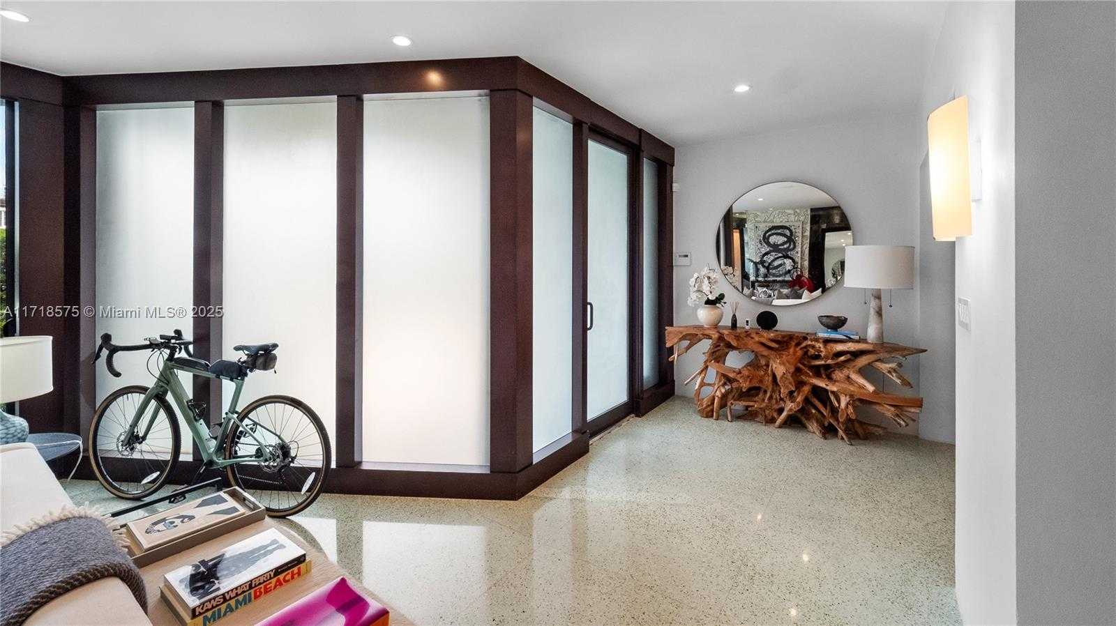 Small Image of 200 EAST RIVO ALTO DR, Miami Beach Number 68
