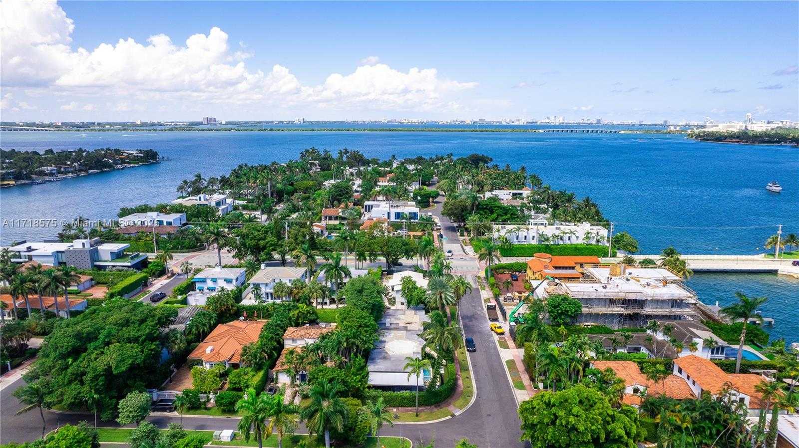 Small Image of 200 EAST RIVO ALTO DR, Miami Beach Number 7
