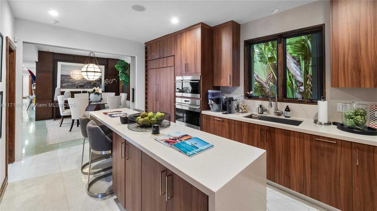 Small Image of 200 EAST RIVO ALTO DR, Miami Beach Number 70
