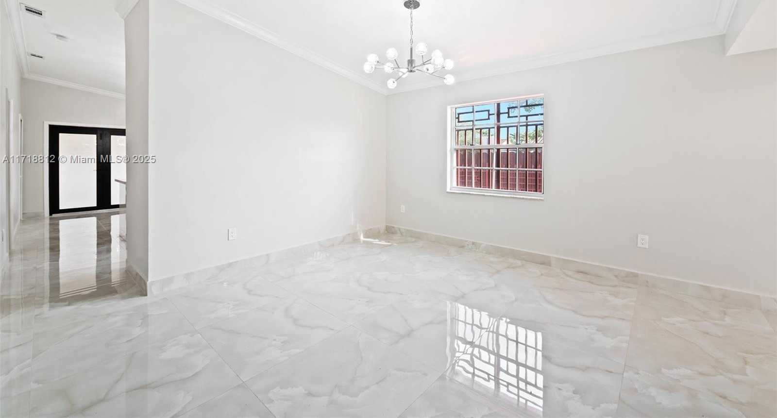 Small Image of 3203 WEST 70TH TER, Hialeah Number 5