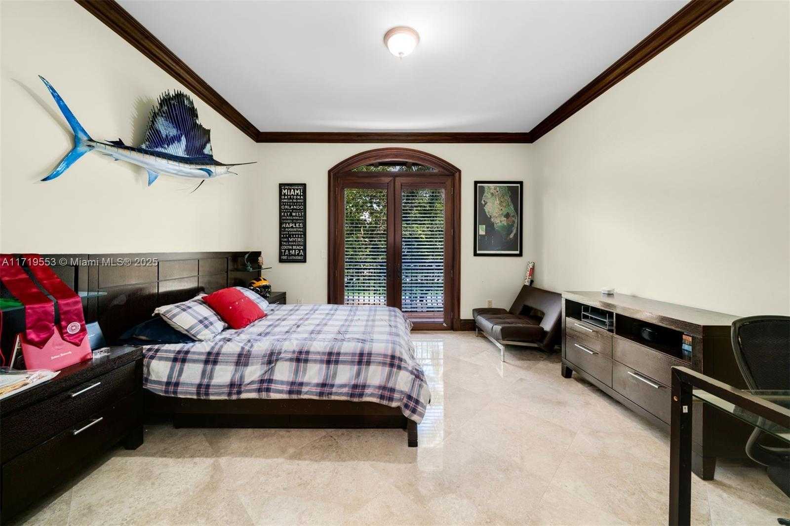 Small Image of 5950 SOUTH WEST 111TH ST, Pinecrest Number 15