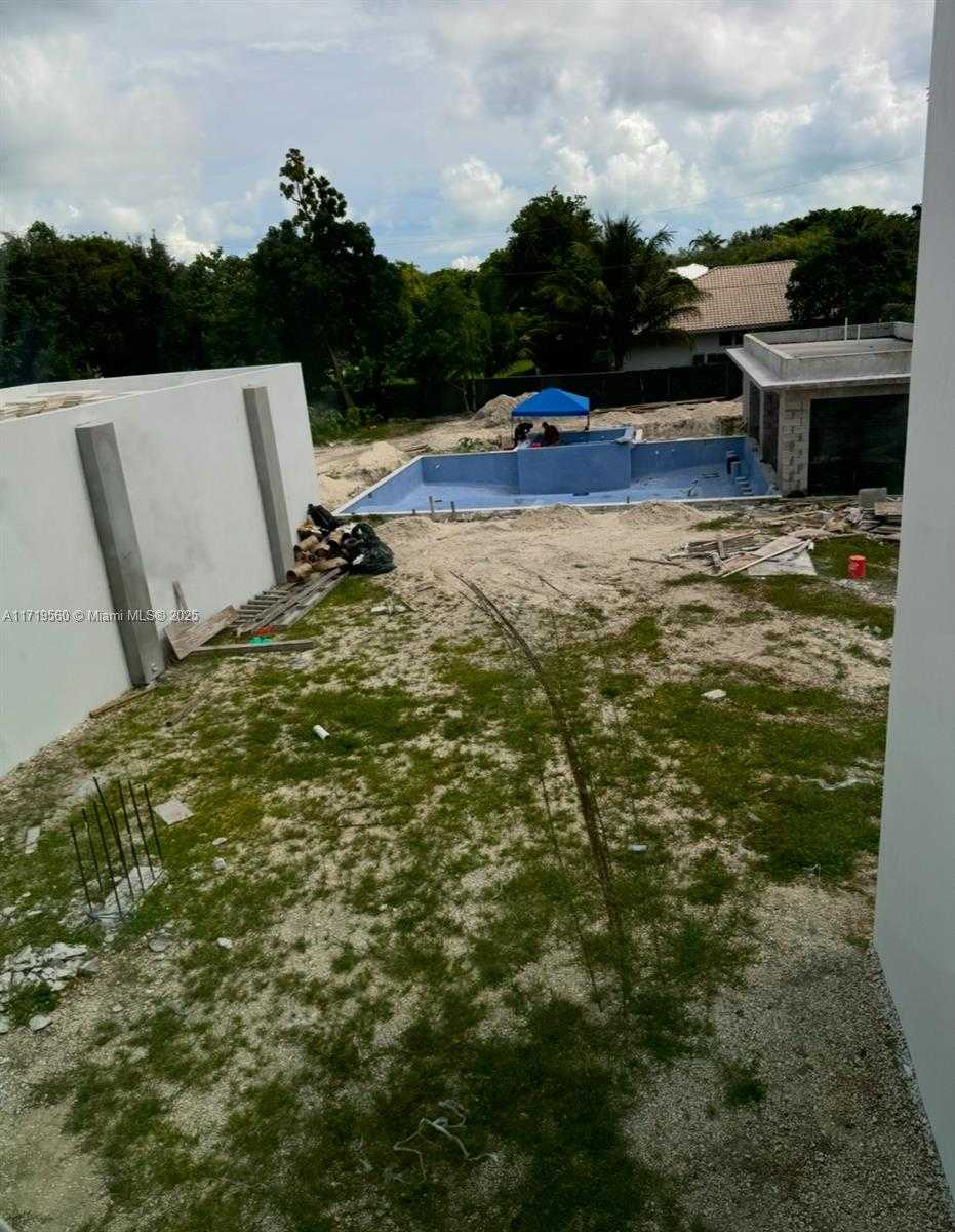 Small Image of 6190 SOUTH WEST 128TH ST, Pinecrest Number 15