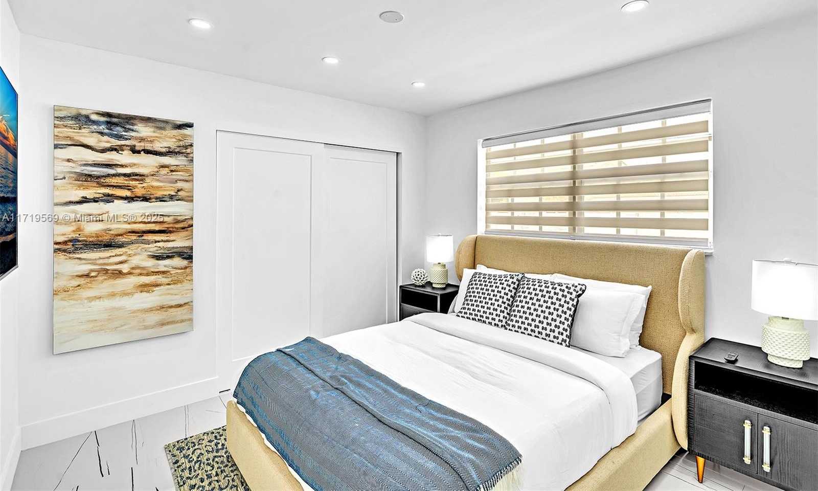 Small Image of 4024 JEFFERSON ST, Hollywood Number 22