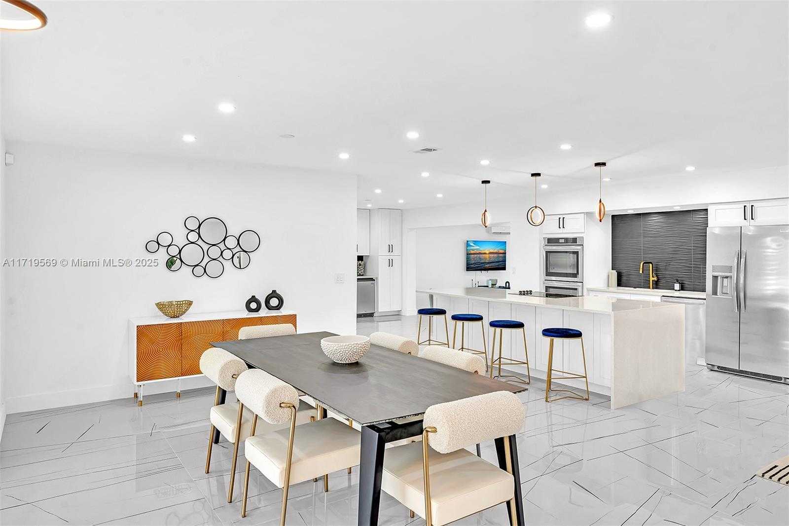 Small Image of 4024 JEFFERSON ST, Hollywood Number 8