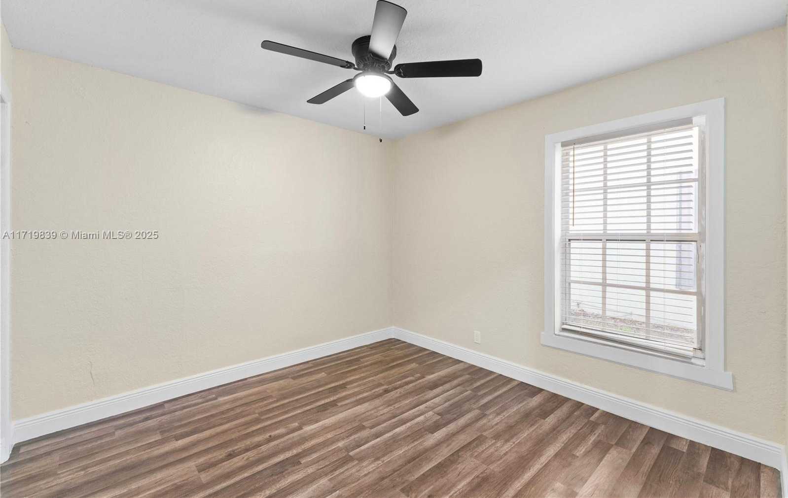 Small Image of 1574 NORTH WEST 7TH LN, Pompano Beach Number 15
