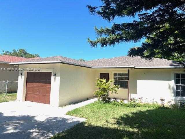 Small Image of 1574 NORTH WEST 7TH LN, Pompano Beach Number 3