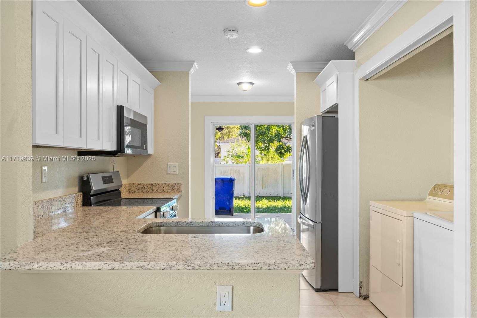 Small Image of 1574 NORTH WEST 7TH LN, Pompano Beach Number 30