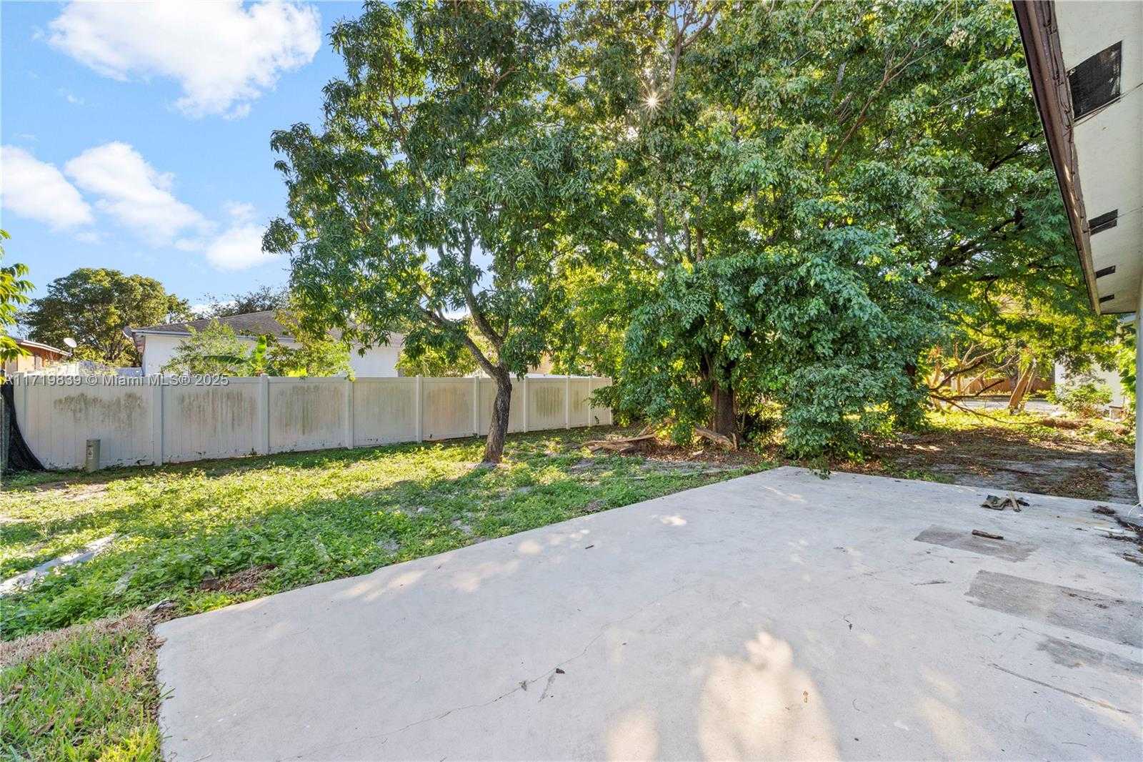 Small Image of 1574 NORTH WEST 7TH LN, Pompano Beach Number 38