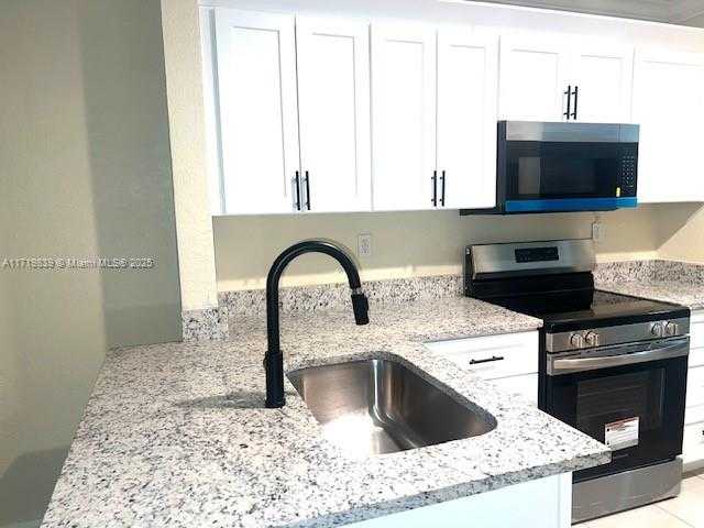 Small Image of 1574 NORTH WEST 7TH LN, Pompano Beach Number 6