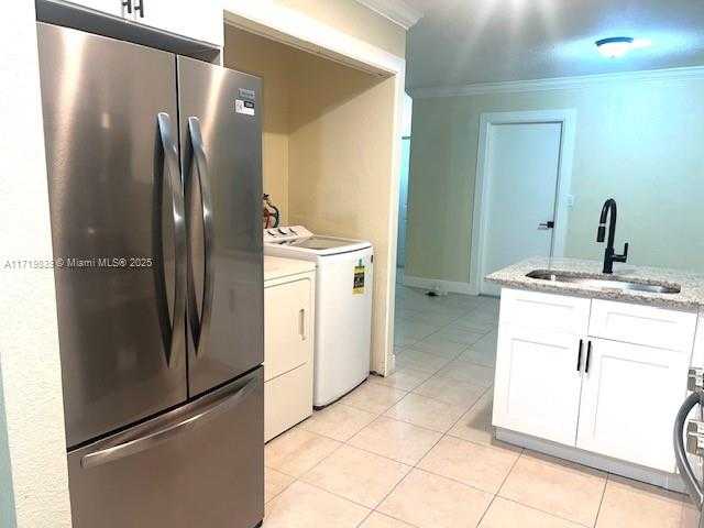 Small Image of 1574 NORTH WEST 7TH LN, Pompano Beach Number 9
