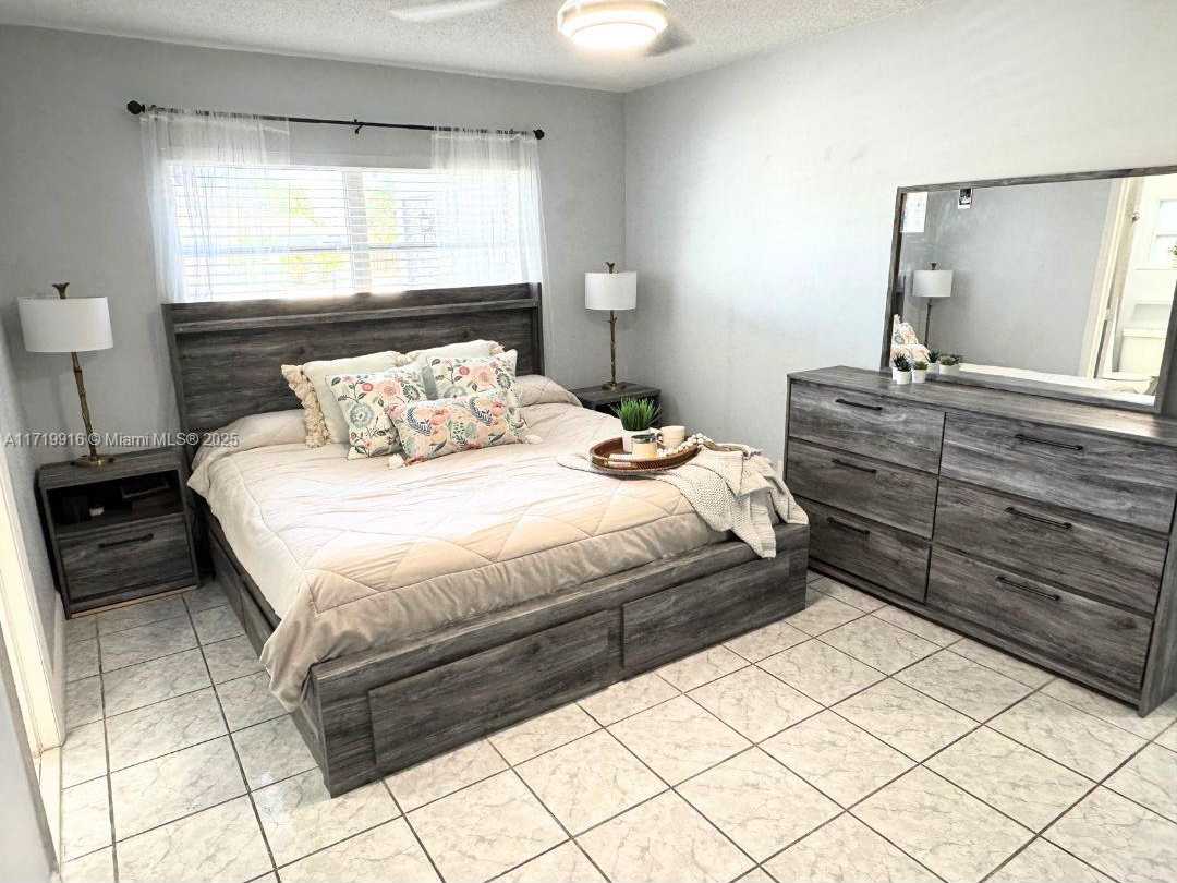 Small Image of 8121 NORTH WEST 72ND AVE, Tamarac Number 11