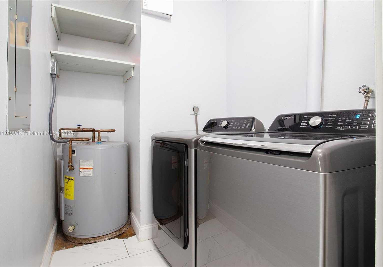 Small Image of 8121 NORTH WEST 72ND AVE, Tamarac Number 23