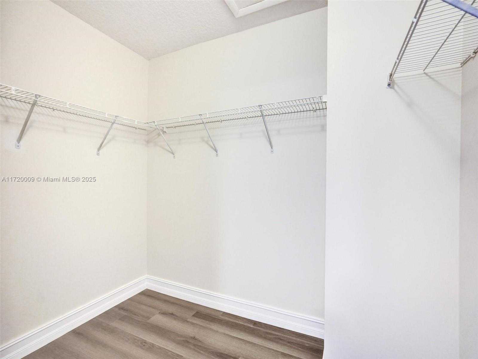 Small Image of 1046 SOUTH EAST 6TH CT, Dania Beach Number 16