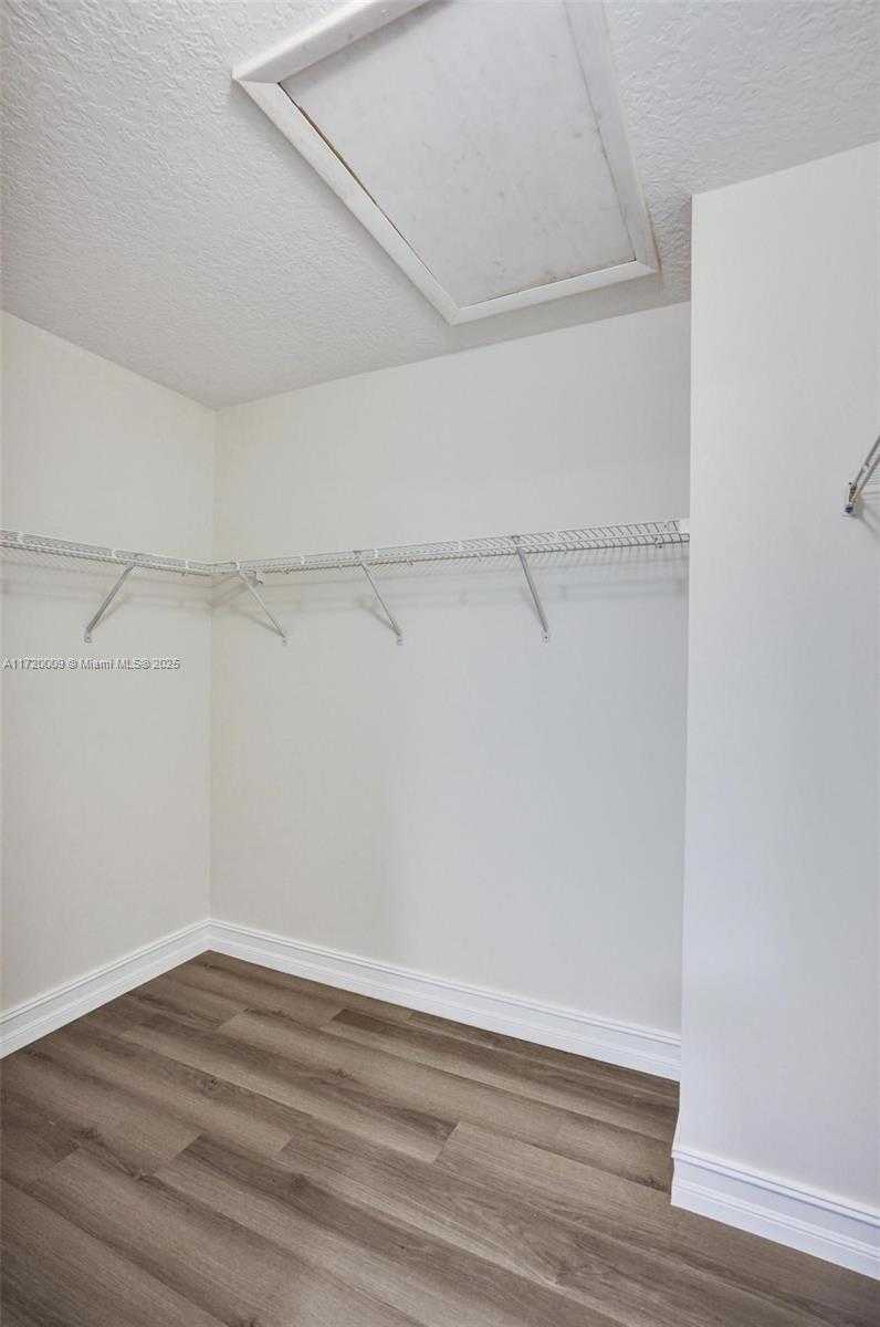 Small Image of 1046 SOUTH EAST 6TH CT, Dania Beach Number 17
