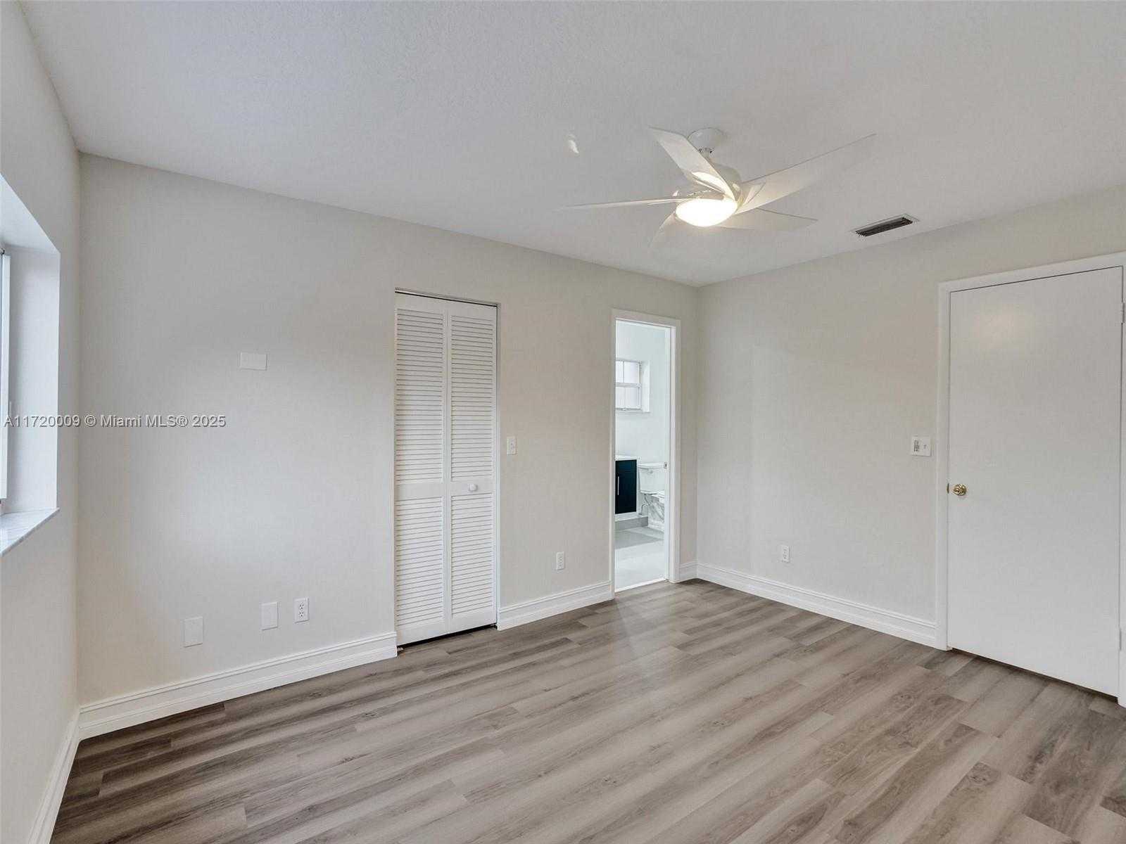 Small Image of 1046 SOUTH EAST 6TH CT, Dania Beach Number 20