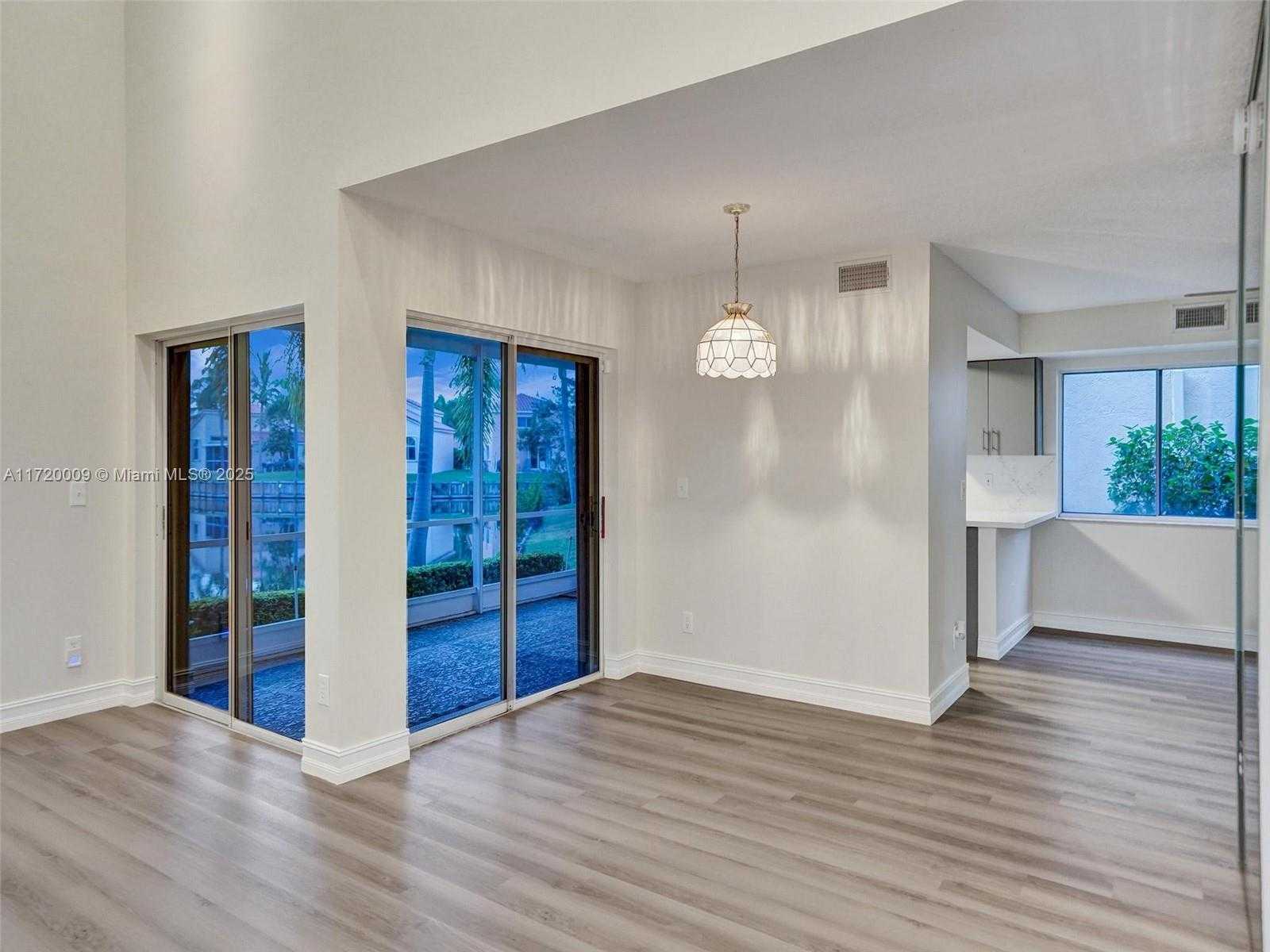 Small Image of 1046 SOUTH EAST 6TH CT, Dania Beach Number 39