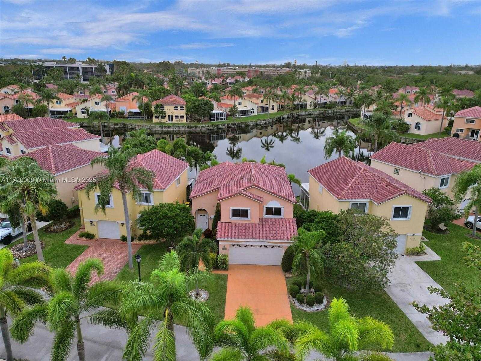 Small Image of 1046 SOUTH EAST 6TH CT, Dania Beach Number 45