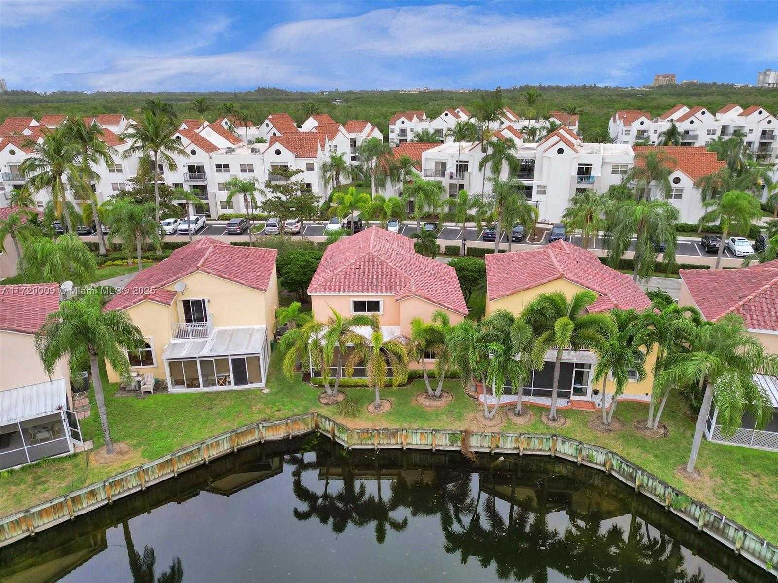 Small Image of 1046 SOUTH EAST 6TH CT, Dania Beach Number 49
