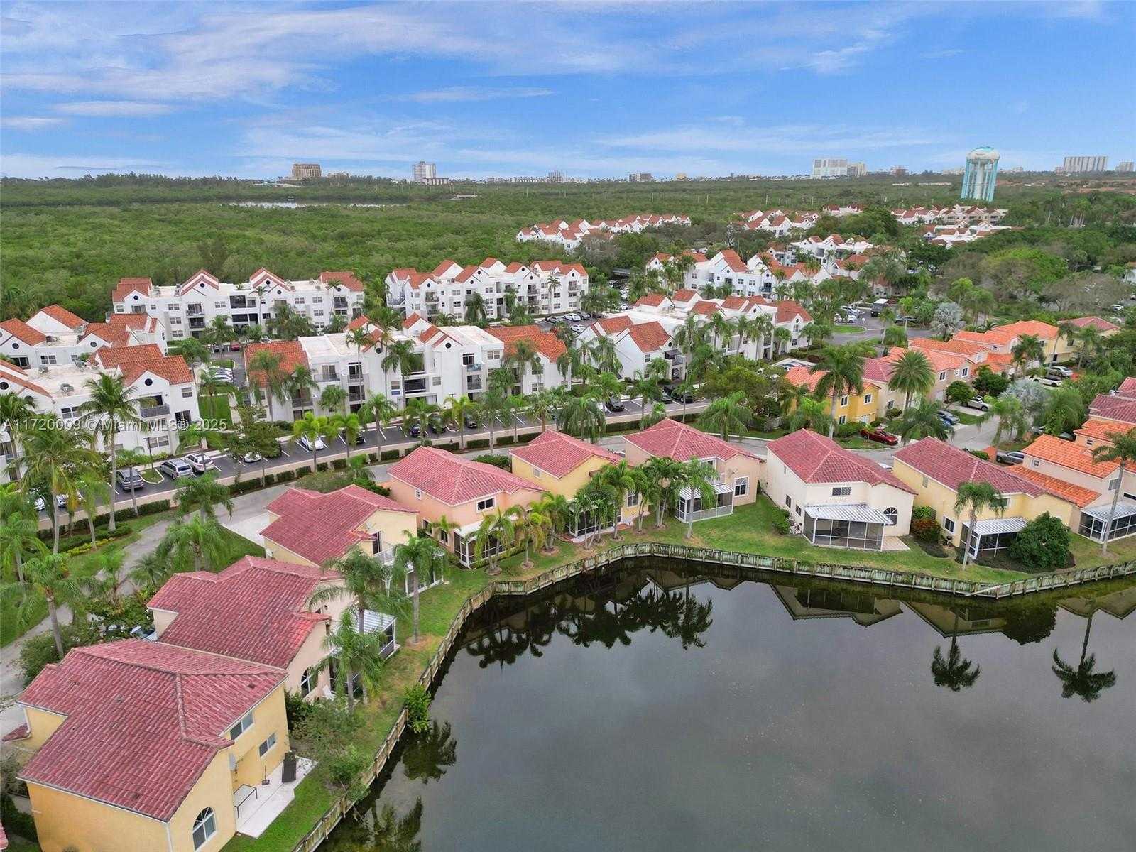 Small Image of 1046 SOUTH EAST 6TH CT, Dania Beach Number 53