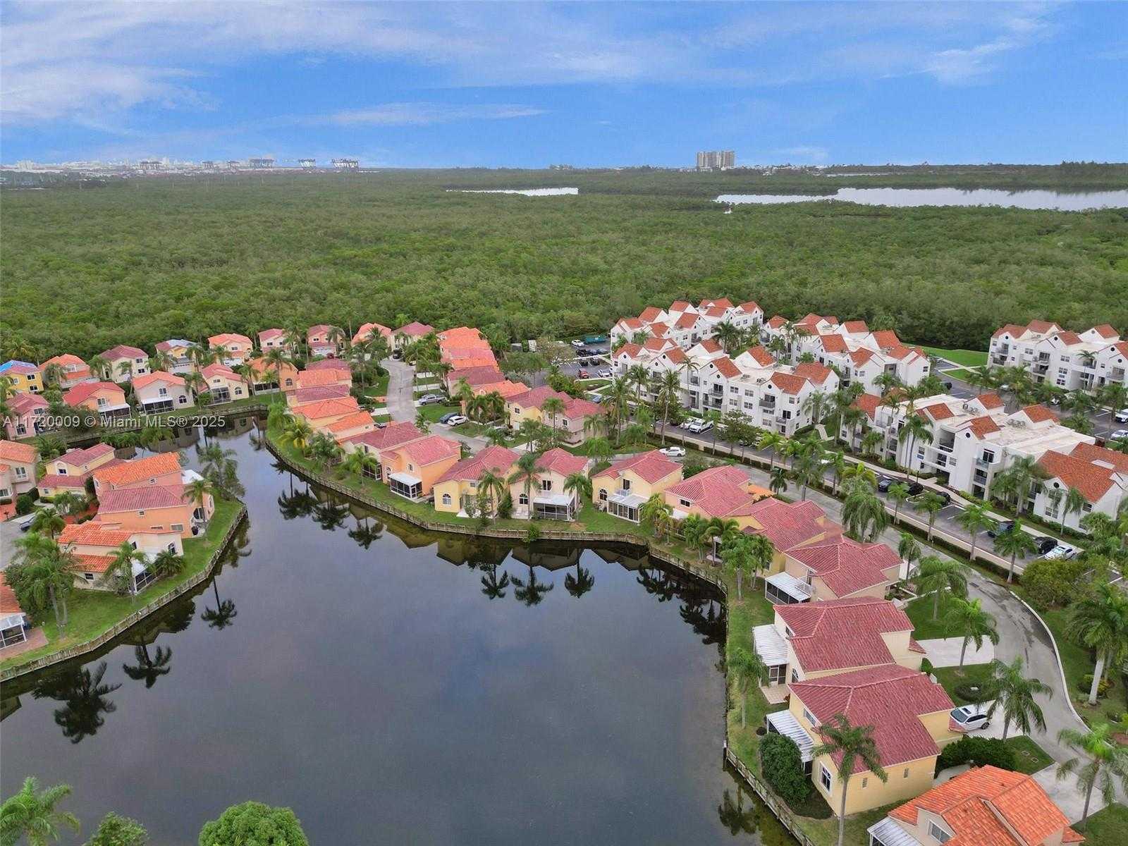 Small Image of 1046 SOUTH EAST 6TH CT, Dania Beach Number 55