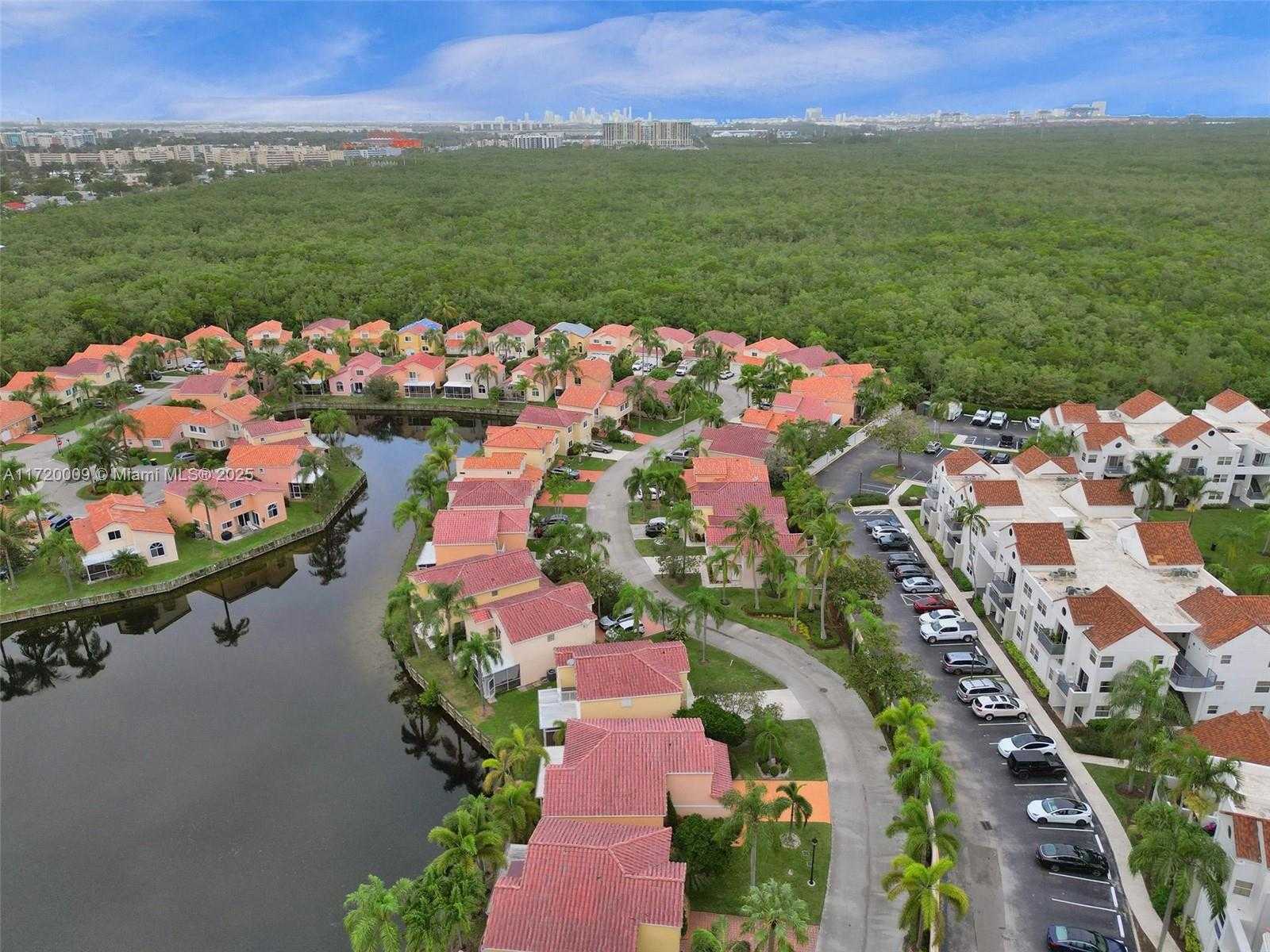 Small Image of 1046 SOUTH EAST 6TH CT, Dania Beach Number 56