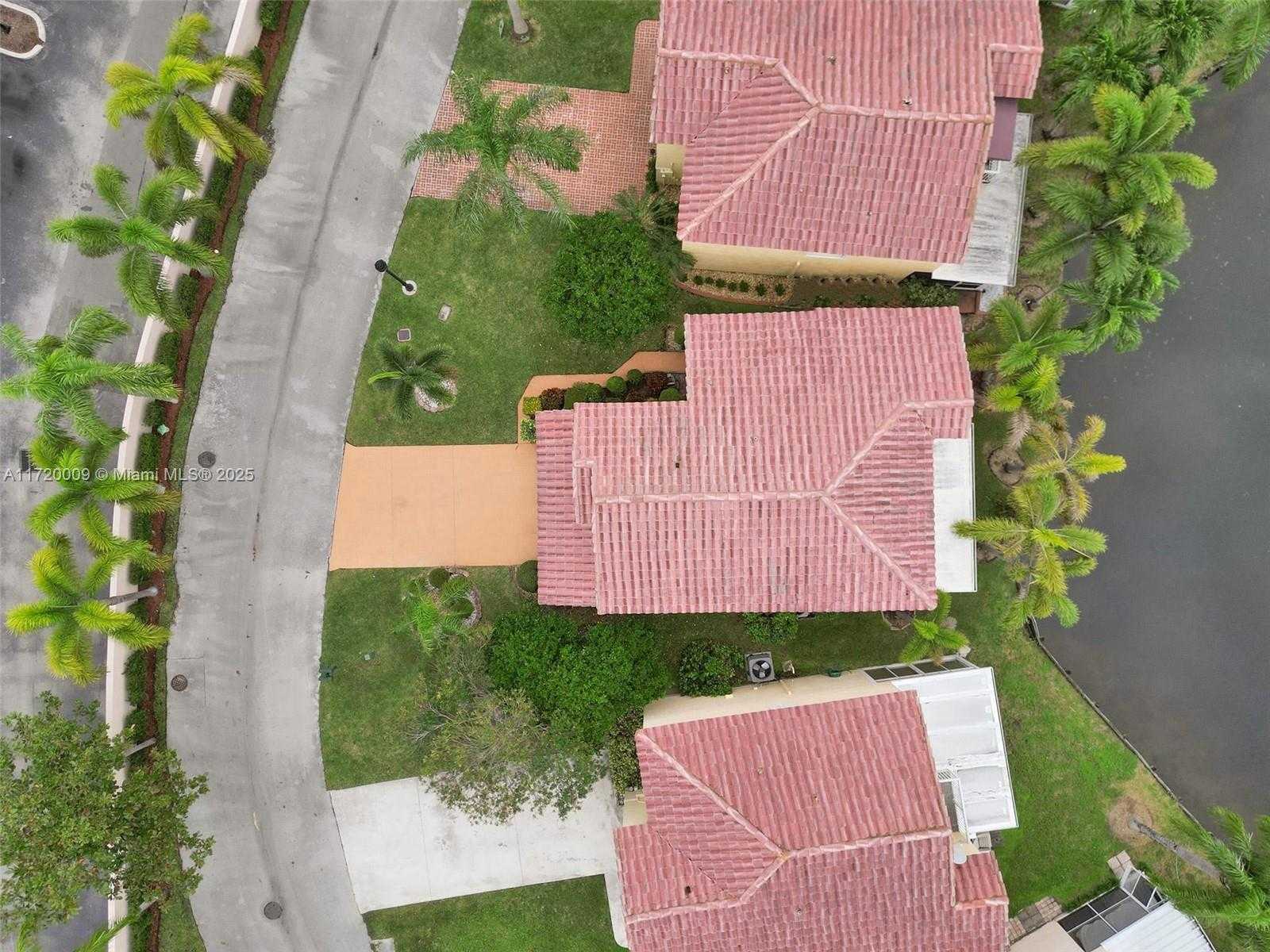Small Image of 1046 SOUTH EAST 6TH CT, Dania Beach Number 60