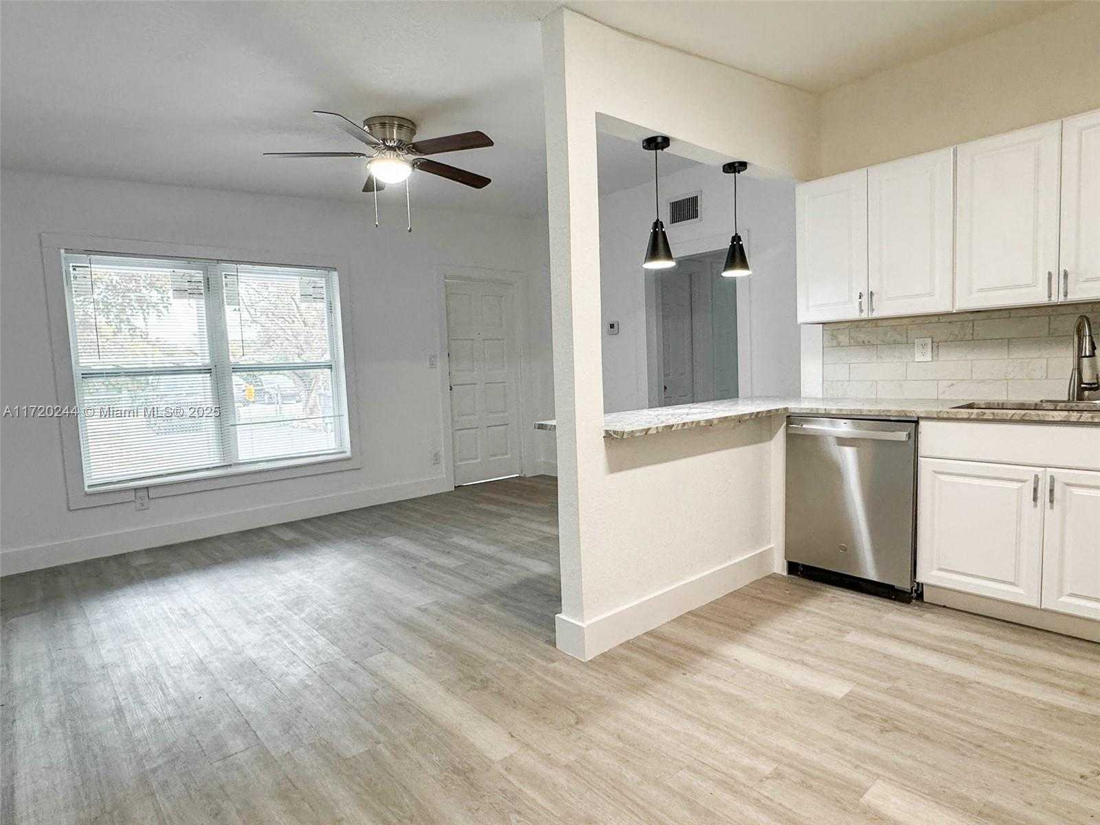 Small Image of 1240 NORTH WEST 122ND ST, North Miami Number 7