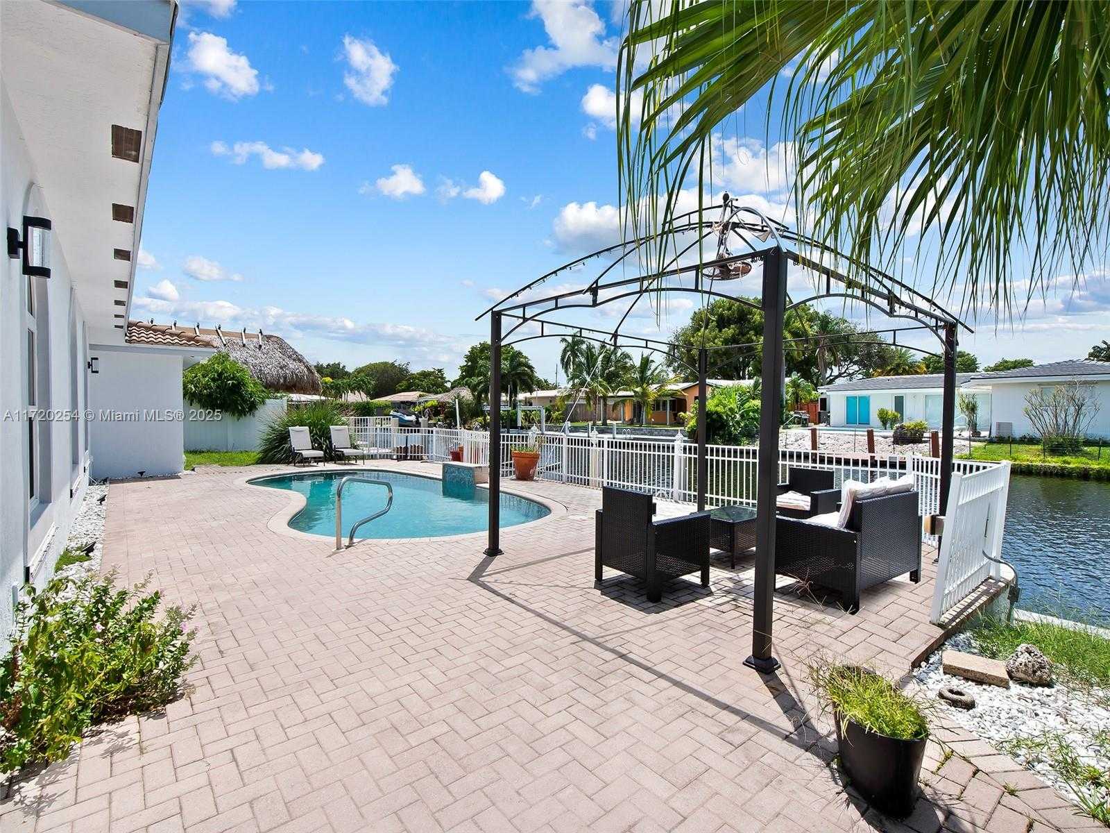 Small Image of 6301 NORTH EAST 20 TER, Fort Lauderdale Number 27