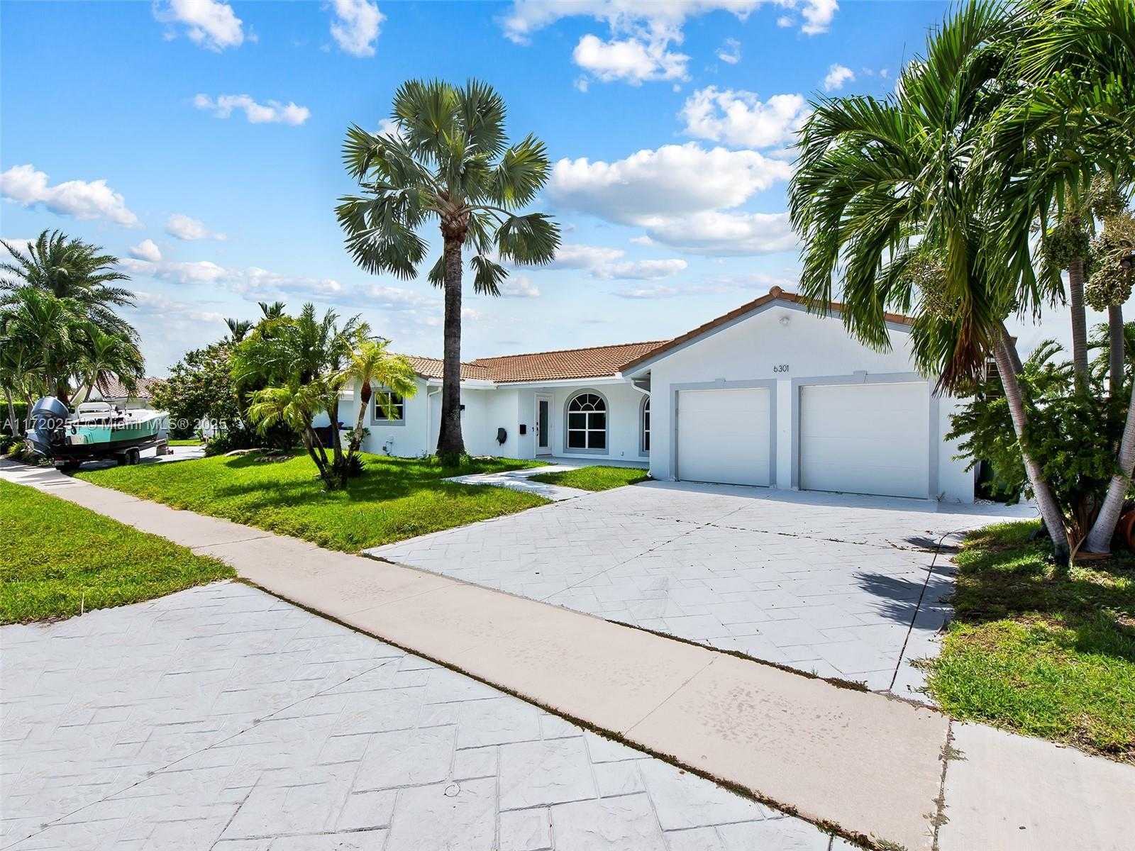 Small Image of 6301 NORTH EAST 20 TER, Fort Lauderdale Number 30