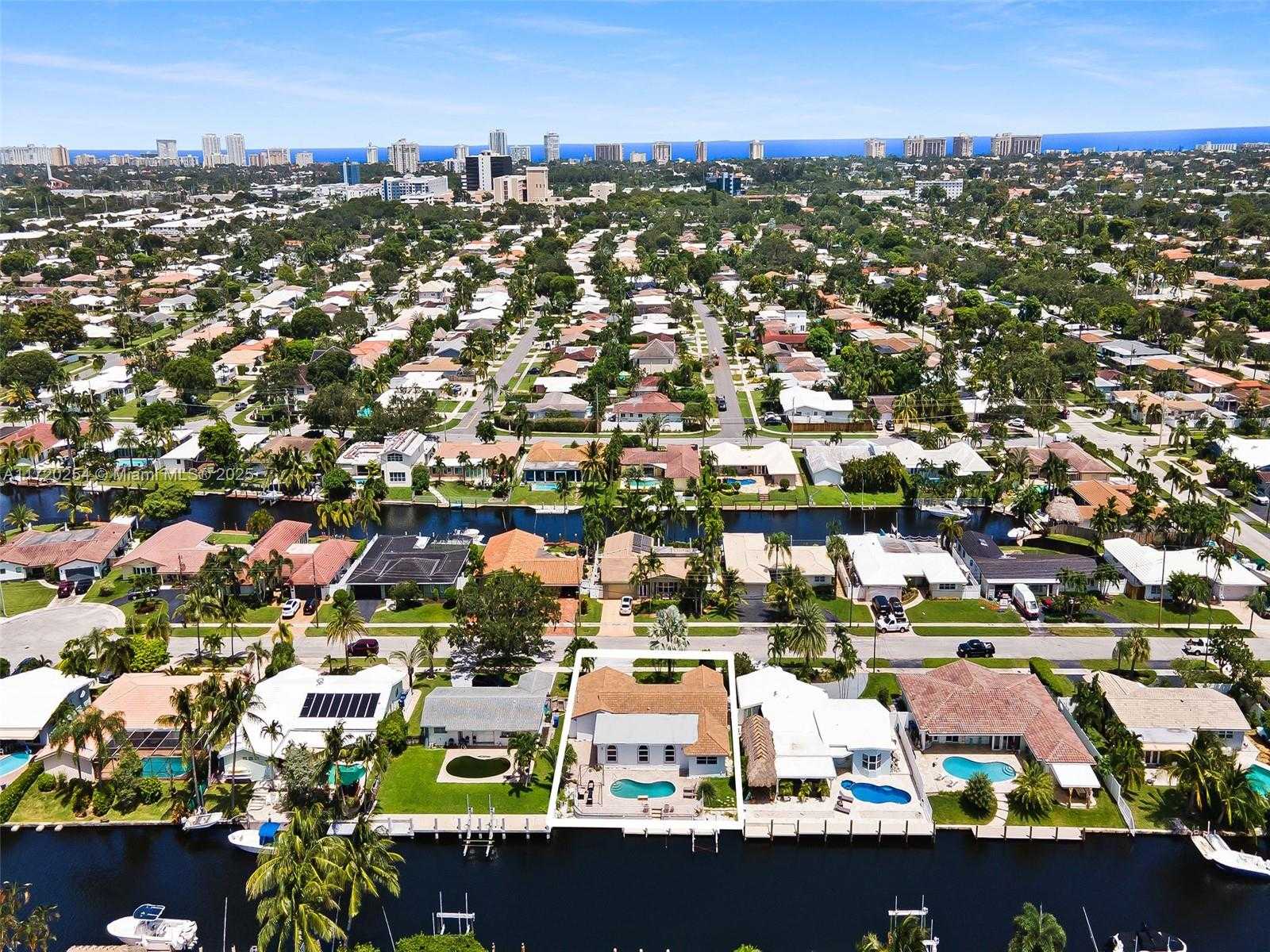Small Image of 6301 NORTH EAST 20 TER, Fort Lauderdale Number 32