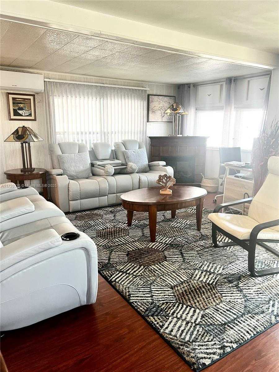 Small Image of 8564 SOUTH WEST 15TH CT, Davie Number 8