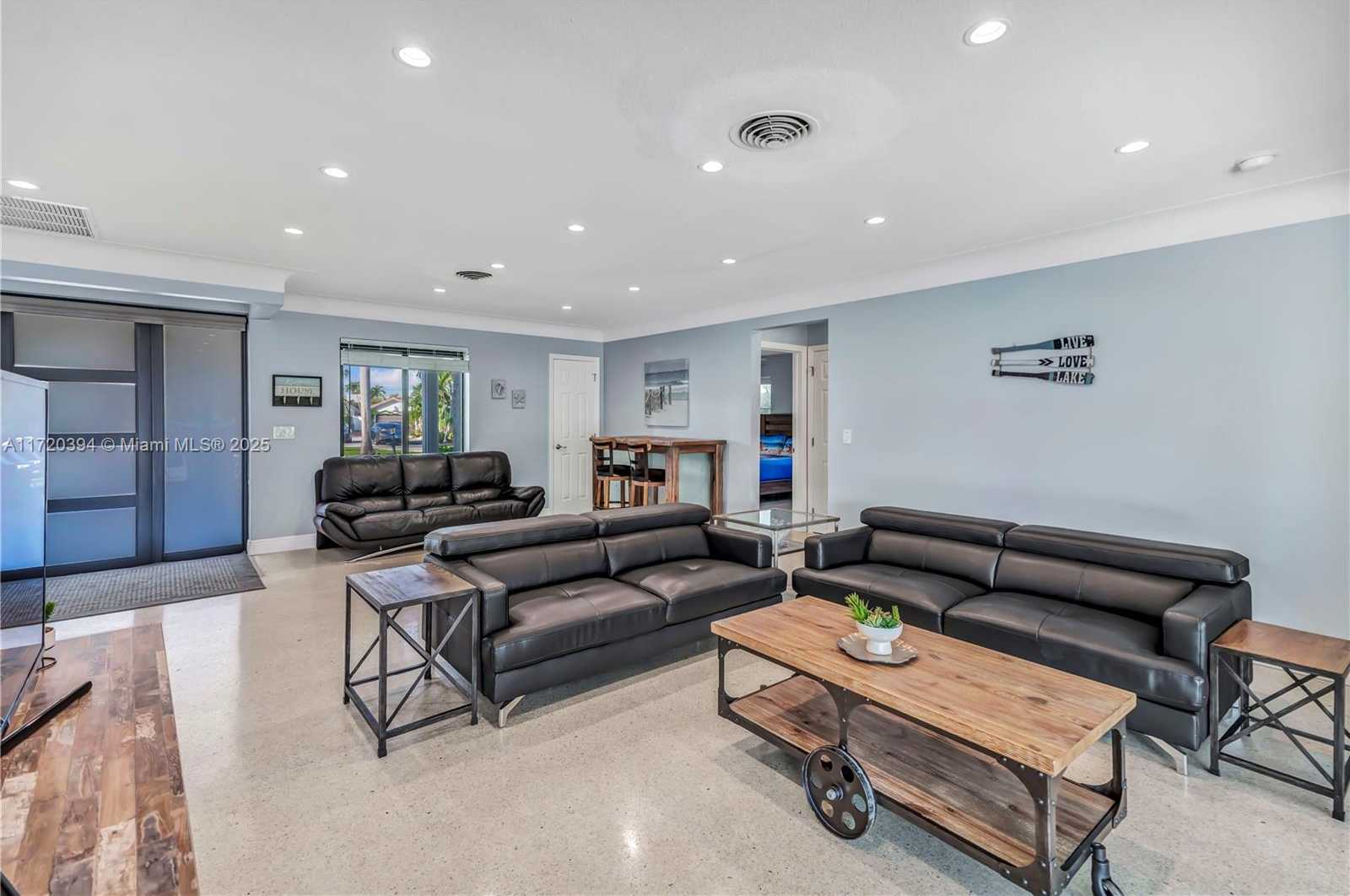 Small Image of 51 LITTLE HARBOR WAY, Deerfield Beach Number 11