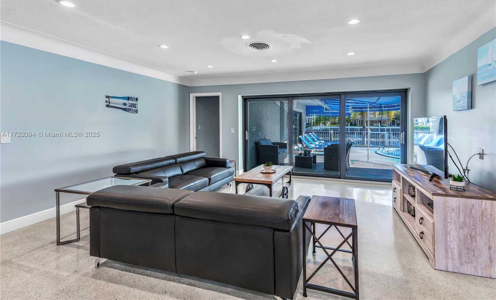 Small Image of 51 LITTLE HARBOR WAY, Deerfield Beach Number 12