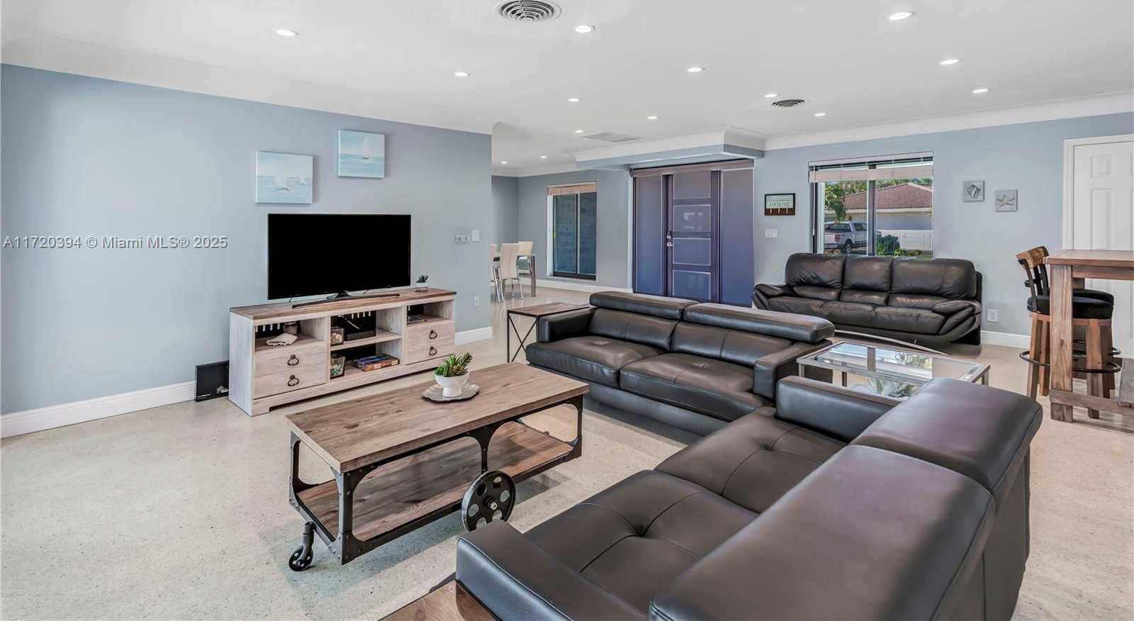 Small Image of 51 LITTLE HARBOR WAY, Deerfield Beach Number 14
