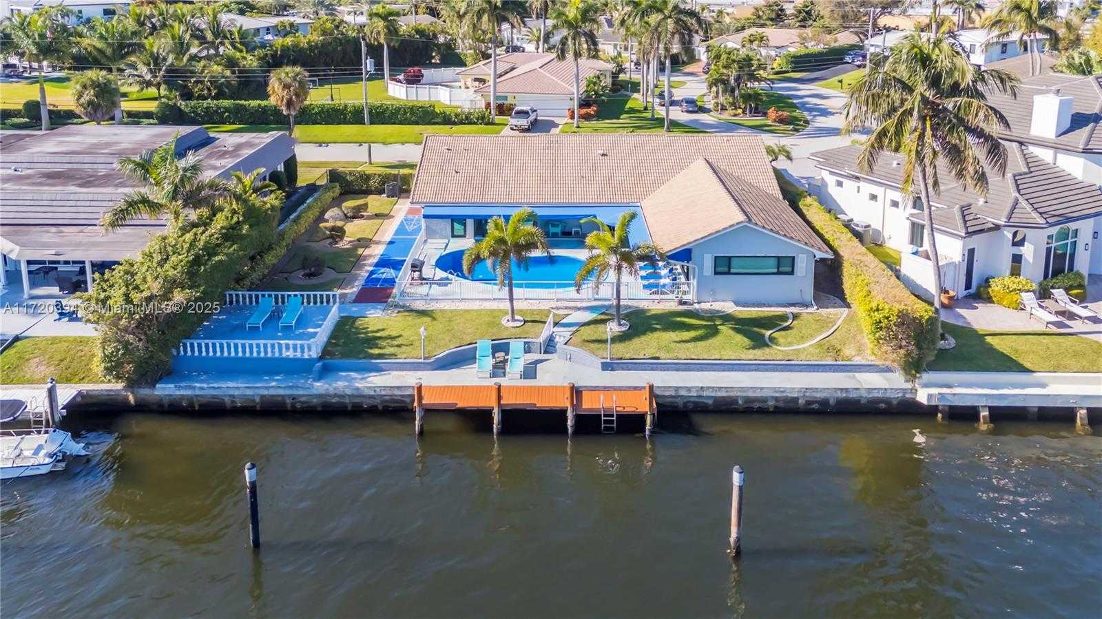 Small Image of 51 LITTLE HARBOR WAY, Deerfield Beach Number 2