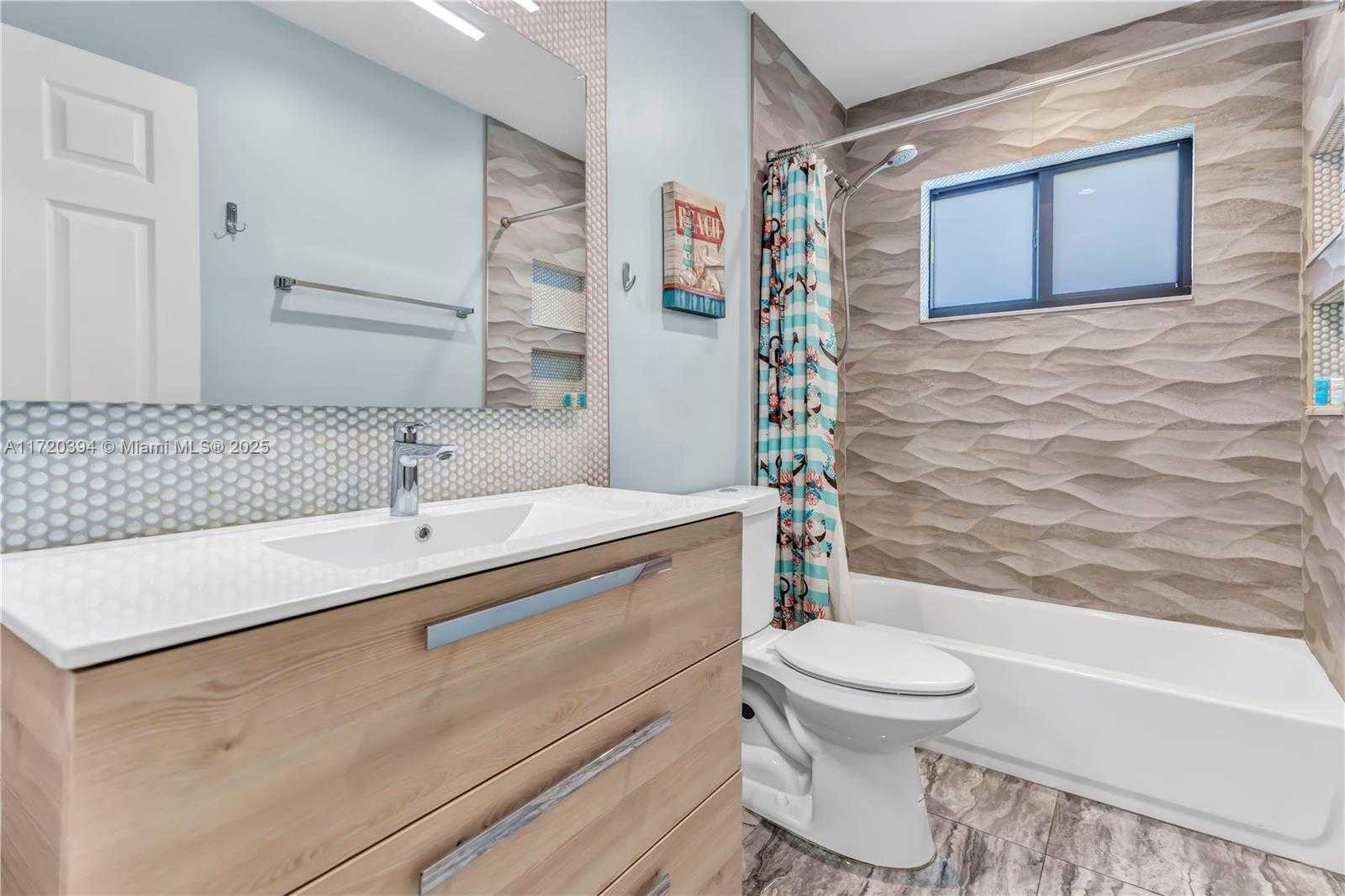 Small Image of 51 LITTLE HARBOR WAY, Deerfield Beach Number 24