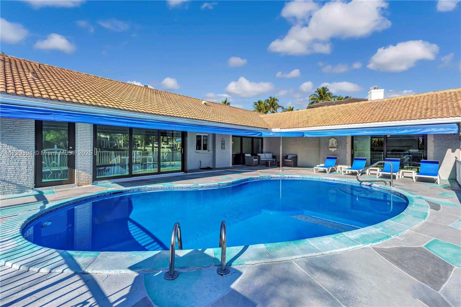 Small Image of 51 LITTLE HARBOR WAY, Deerfield Beach Number 26